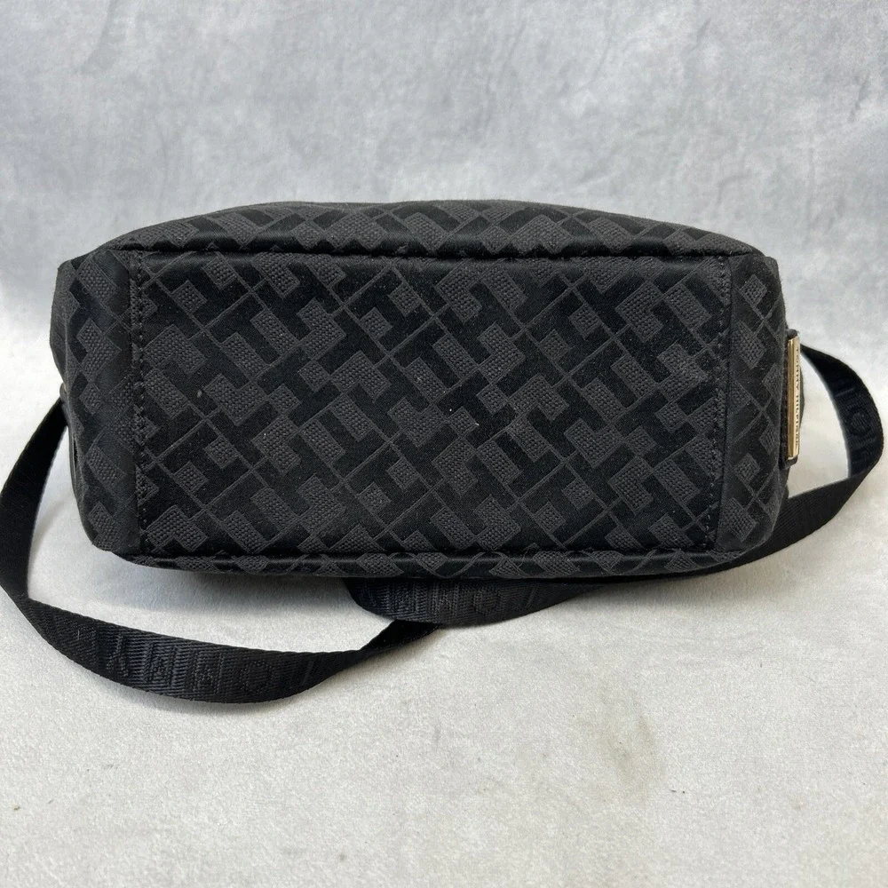 Tommy‎ Hilfiger Purse Crossbody Logo Black Canvas women's Shoulder bag Strap